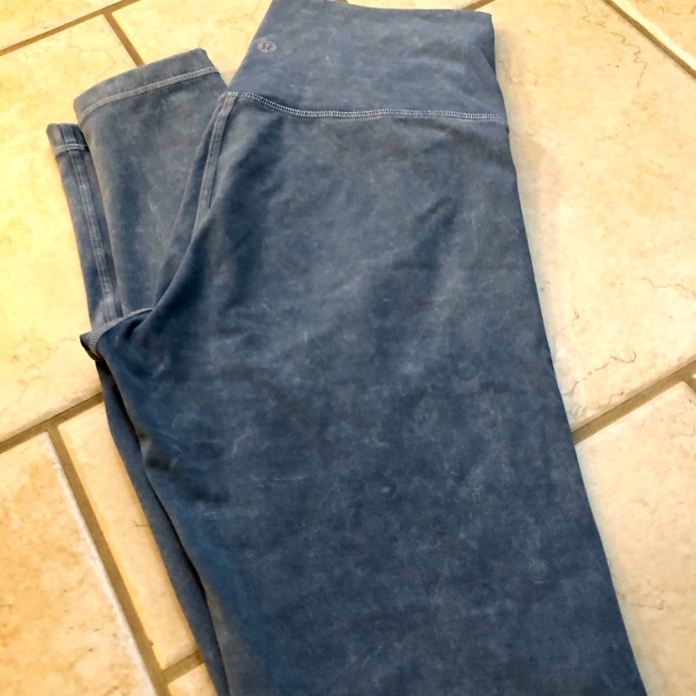 Lululemon wunder under HR tight 28”